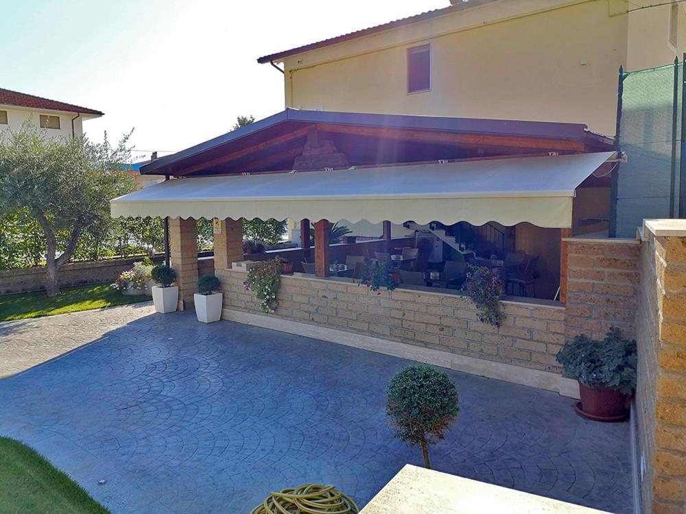 Pit Lane Affittacamere Offida Exterior photo